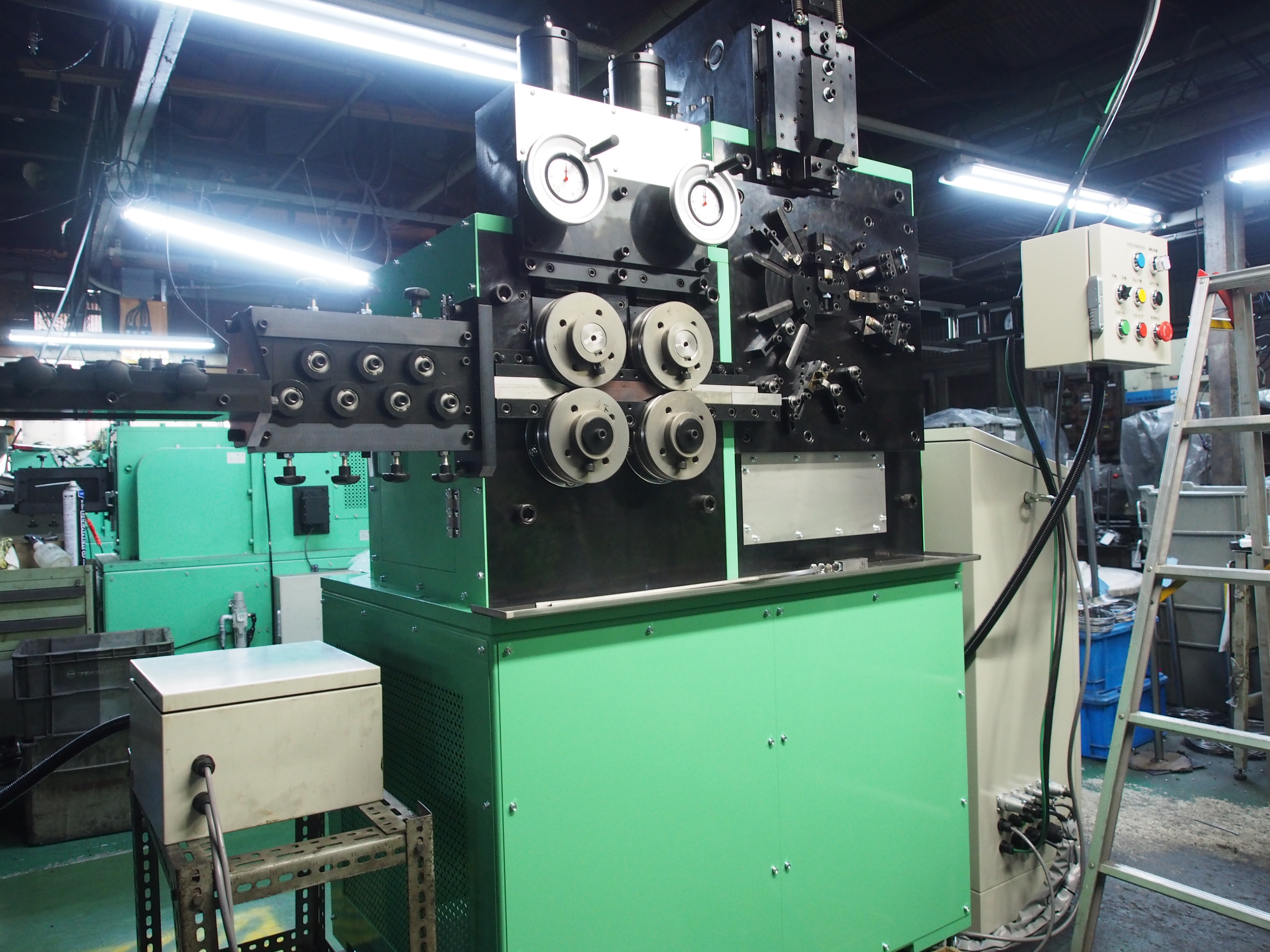 ワイヤーリング専用機