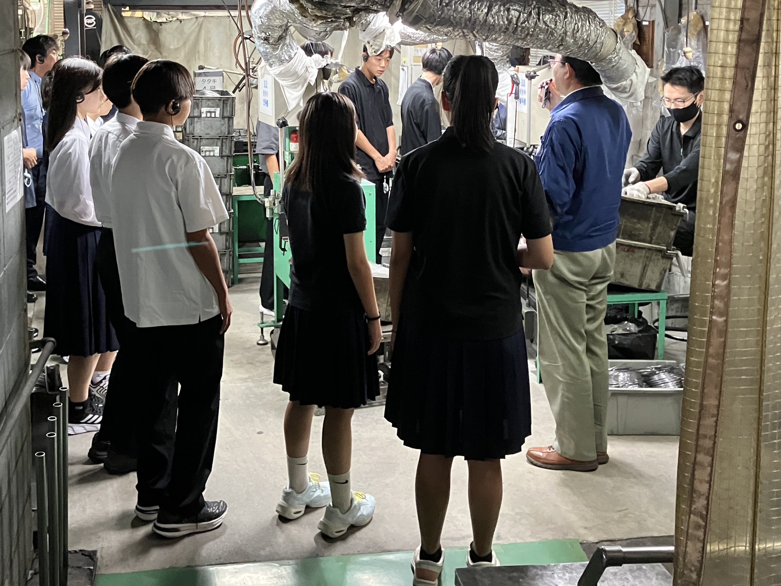荻野中学校 ばね工場見学