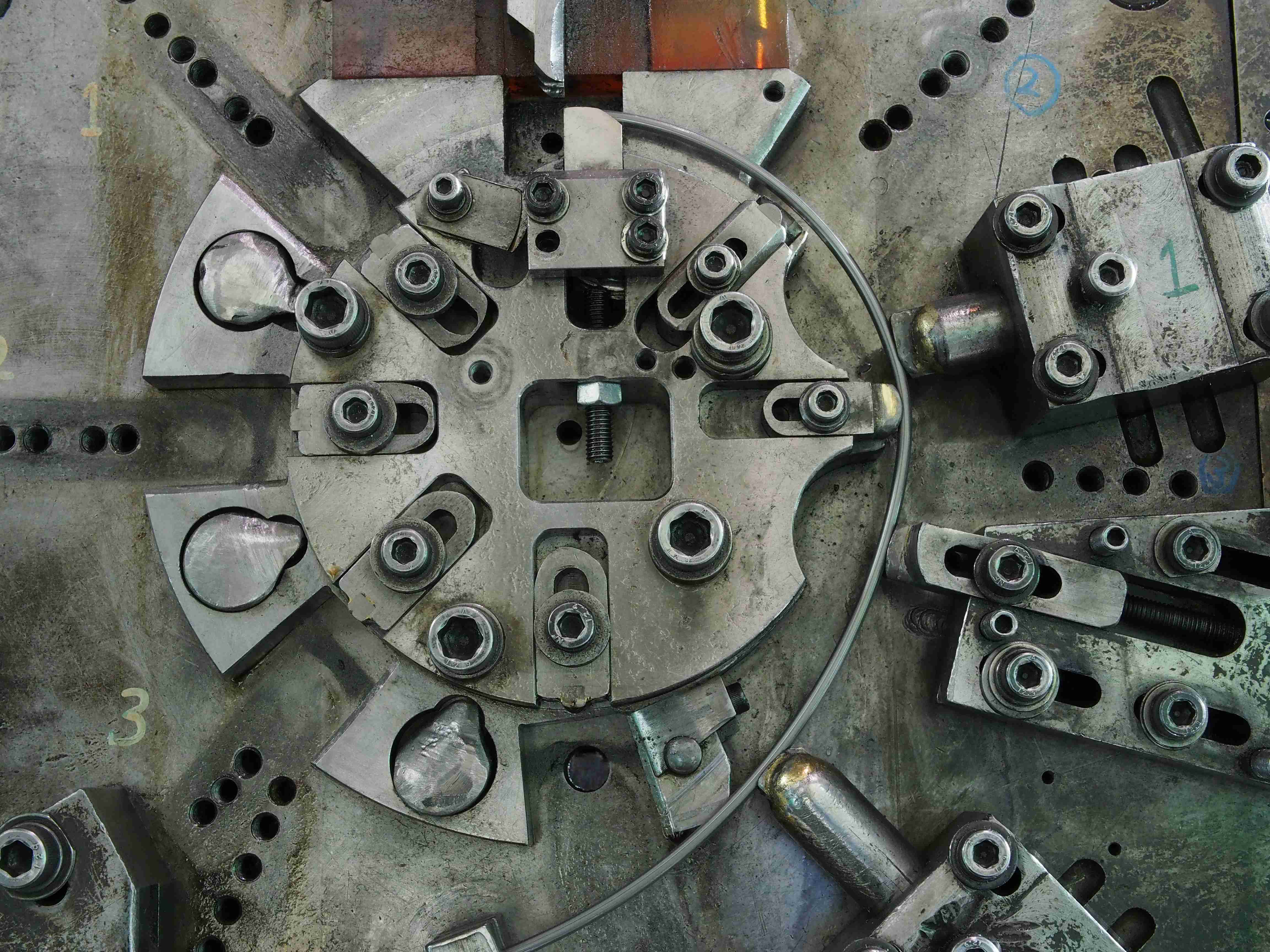 ワイヤーリング専用機