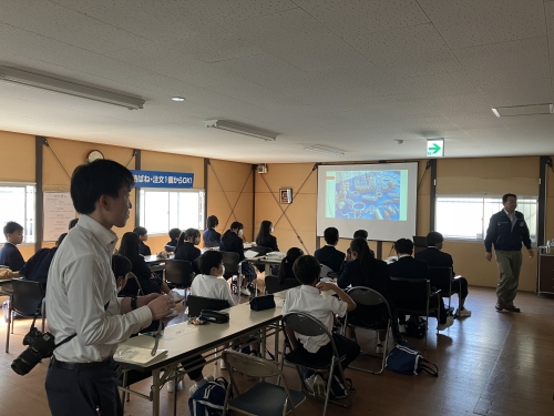 瀬戸内市立邑久中学校 バネ工場見学 - ばねとくらす